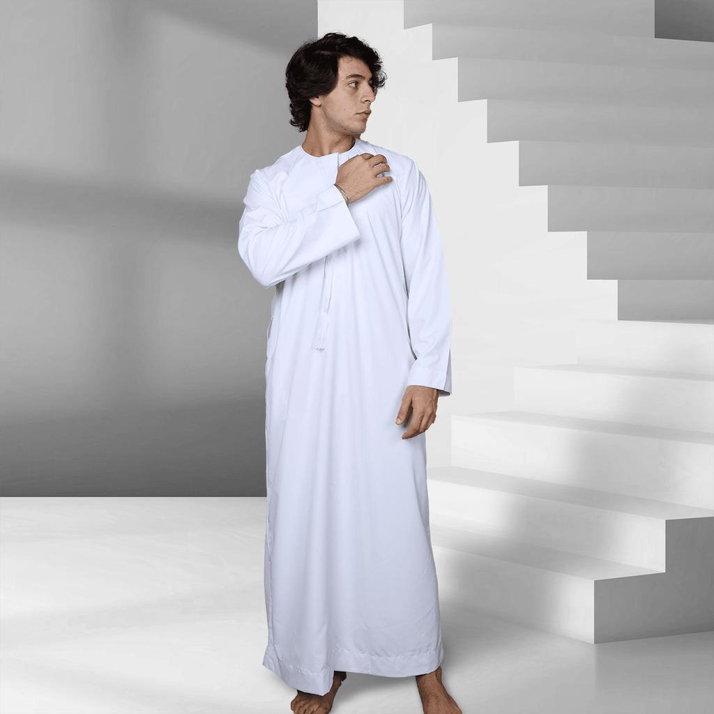 Men's White Emirati Thobe
