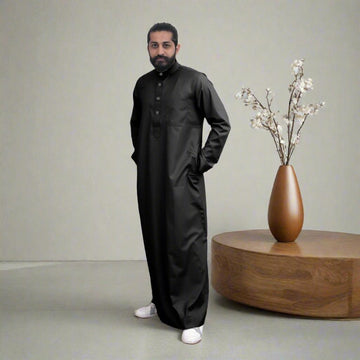 Classic Collar Black Thobe