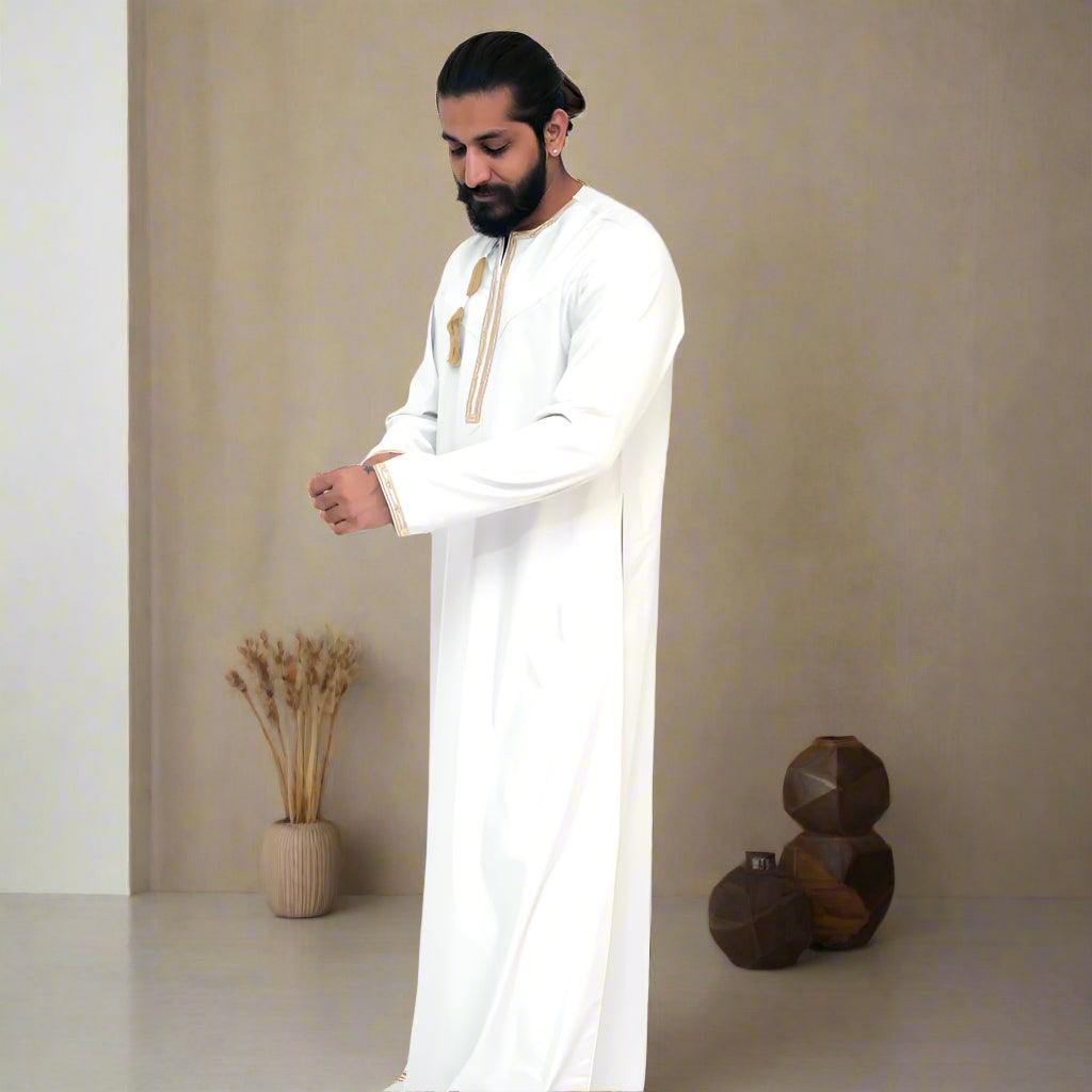 Omani White and Gold Dishdasha
